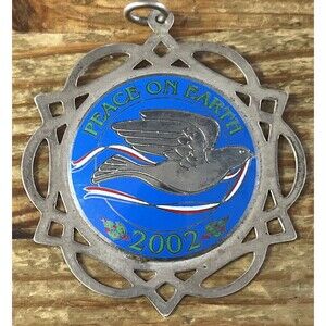Lunt Sterling Ornament 2002 Peace On Earth Dove Design Christmas Tree Pendant